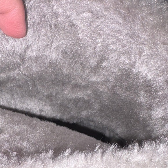 New Bobbie Brooks Gray Women's Slipper boots with fleece size 10 - Picture 7 of 13